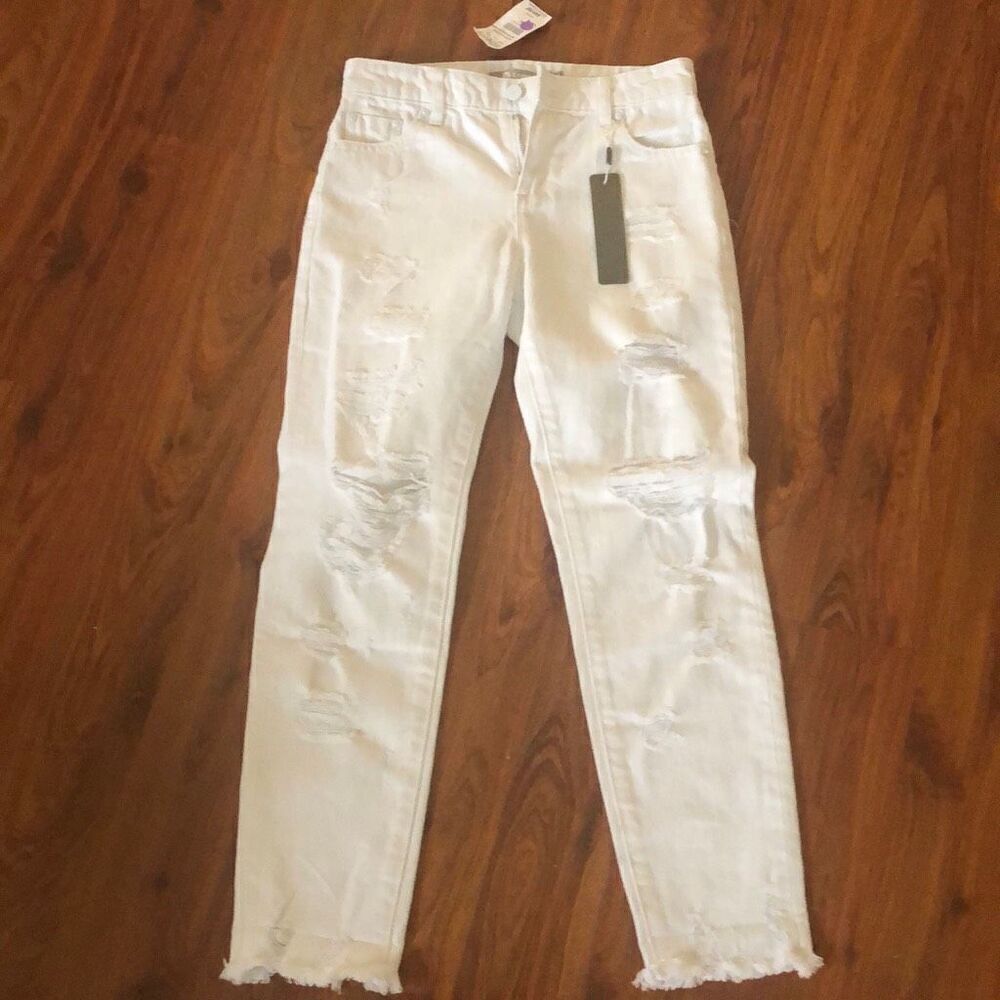 NWT Tractr White distressed girls, jeans size 8